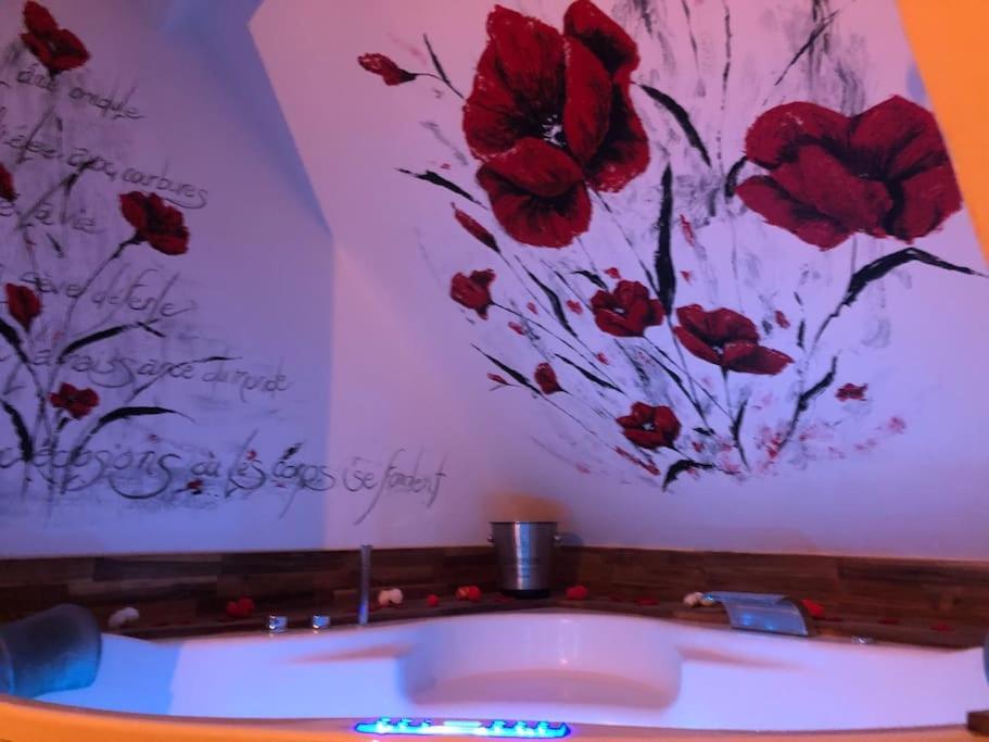 Sejour Detente Au Coeur De Macon Spa,Cine,Bouteille Offerte Экстерьер фото