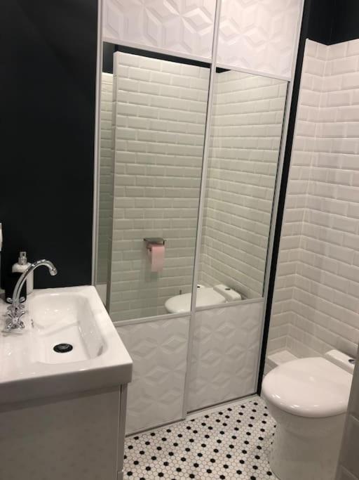 Sejour Detente Au Coeur De Macon Spa,Cine,Bouteille Offerte Экстерьер фото