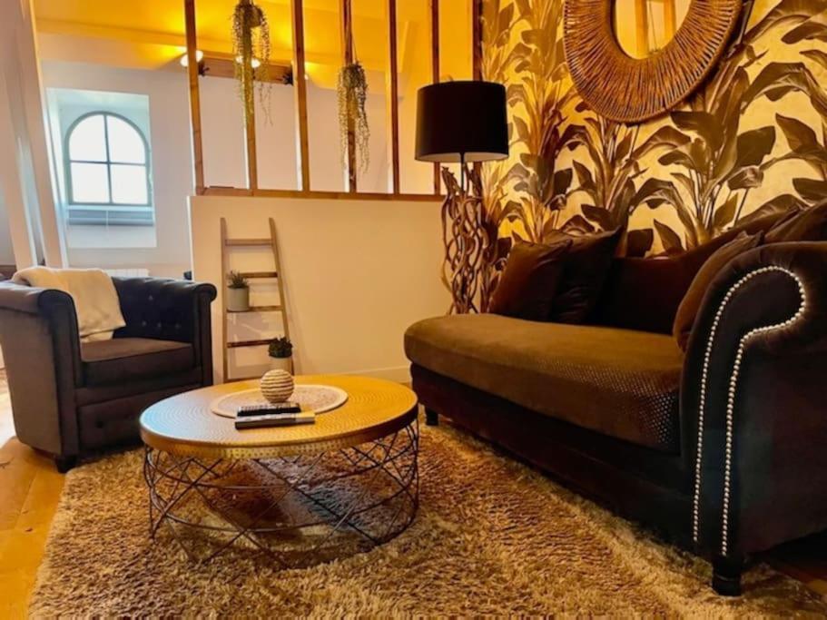 Sejour Detente Au Coeur De Macon Spa,Cine,Bouteille Offerte Экстерьер фото
